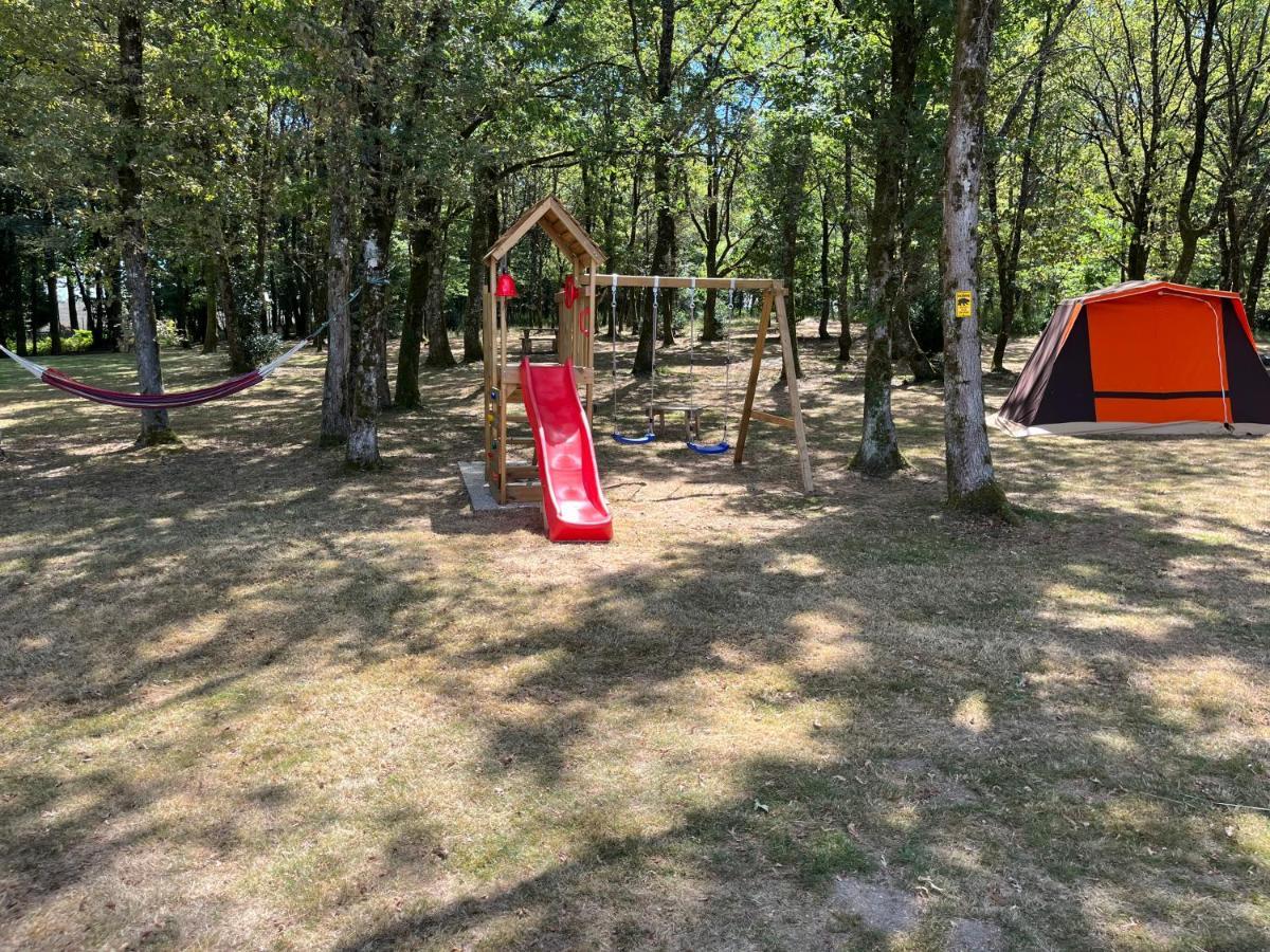 Bed and Breakfast Domaine Georges V Saint-Junien Esterno foto