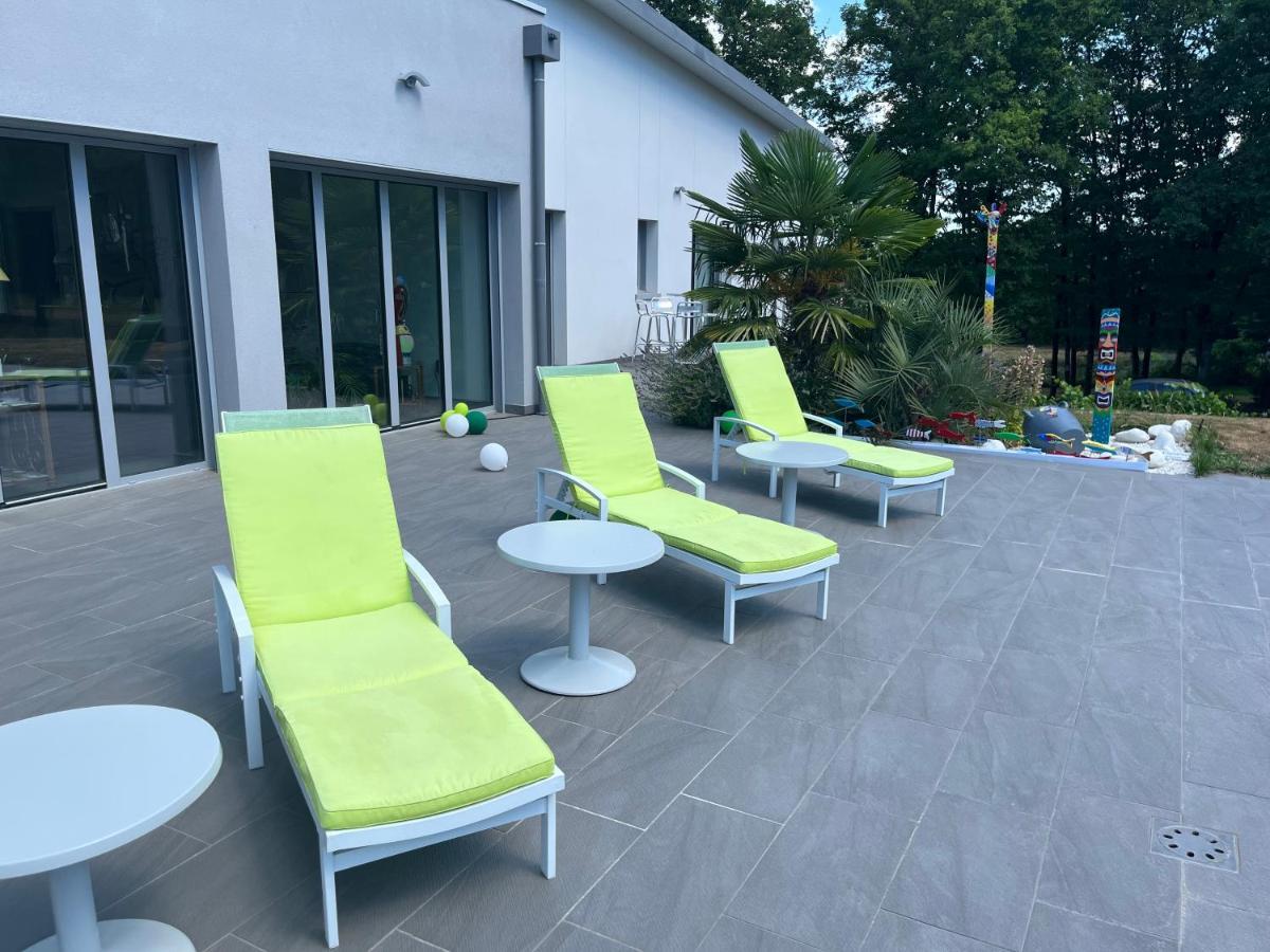 Bed and Breakfast Domaine Georges V Saint-Junien Esterno foto