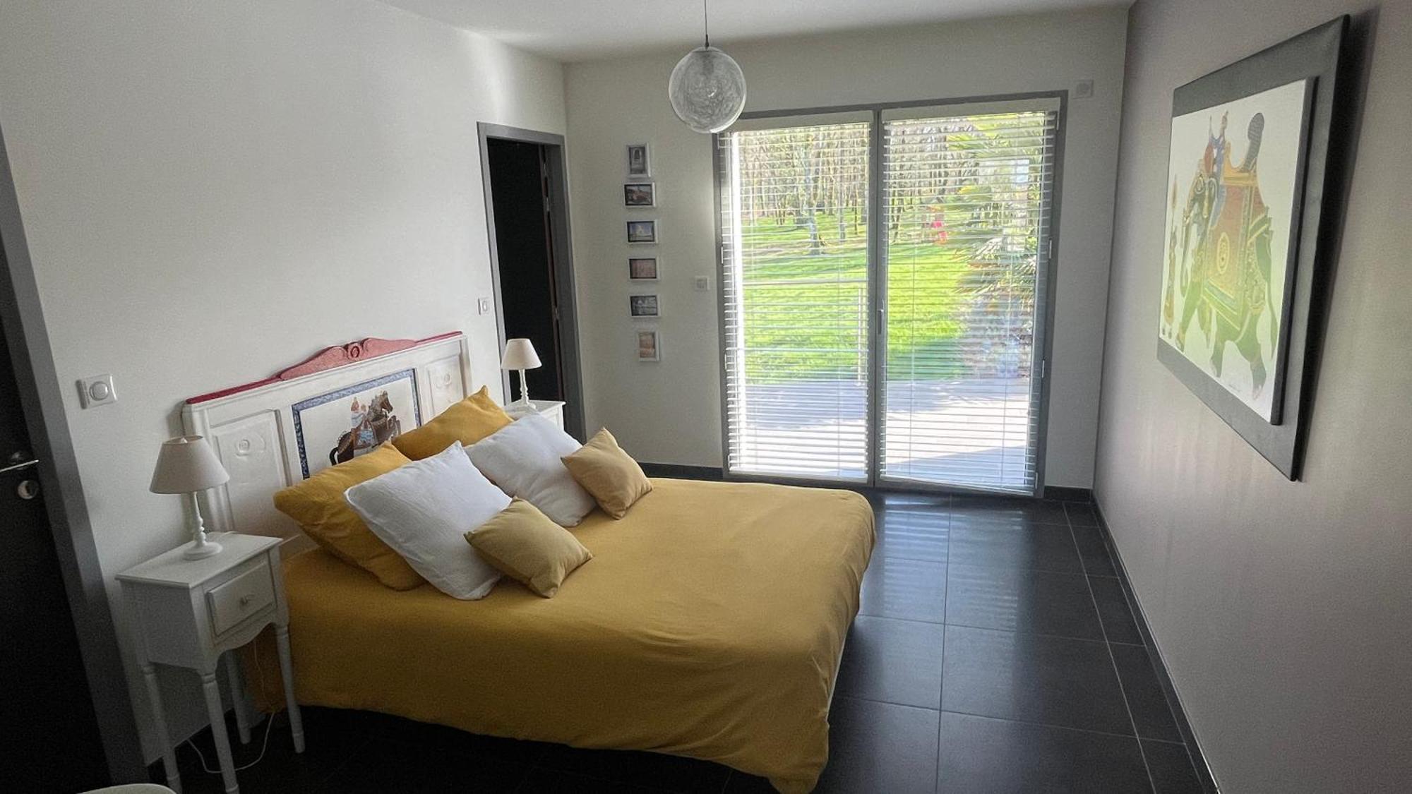 Bed and Breakfast Domaine Georges V Saint-Junien Esterno foto